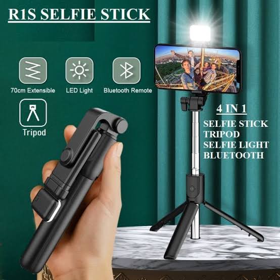 Selfie Stick With LED Light & Bluetooth button  ‎